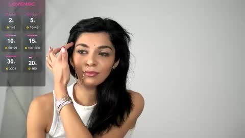 Rena online show from December 20, 2025, 5:58 am