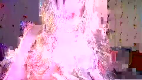 ReneIce online show from November 12, 2025, 3:12 pm