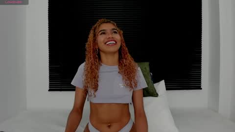 Snapshot of rennatta_sx chatting on April 1, 2026, 2:34 am Renata online show from April 1, 2026, 2:34 am