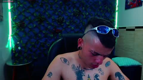 R E N E  online show from January 19, 2025, 1:44 pm