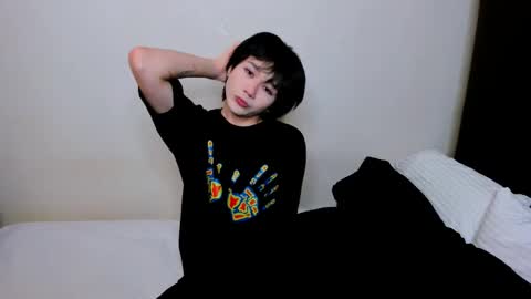 rennuts online show from December 23, 2024, 8:33 am