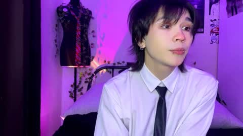 rennuts online show from February 3, 2025, 2:34 pm