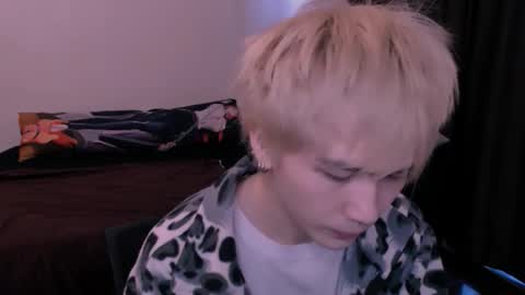 rennuts online show from March 15, 2026, 8:20 am