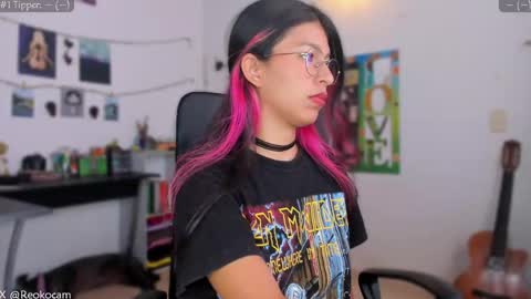 Snapshot of reoko_ chatting on May 7, 2026, 7:08 pm Reoko online show from May 7, 2026, 7:08 pm