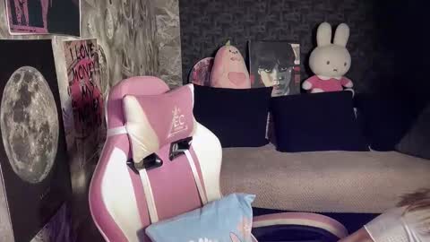 Snapshot of resoluti1on chatting on September 19, 2025, 10:54 pm Resol online show from September 19, 2025, 10:54 pm