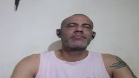 Snapshot of retlam37 chatting on July 1, 2026, 3:52 am Walter online show from July 1, 2026, 3:52 am