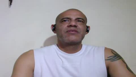 Snapshot of retlam37 chatting on July 12, 2026, 4:14 am Walter online show from July 12, 2026, 4:14 am