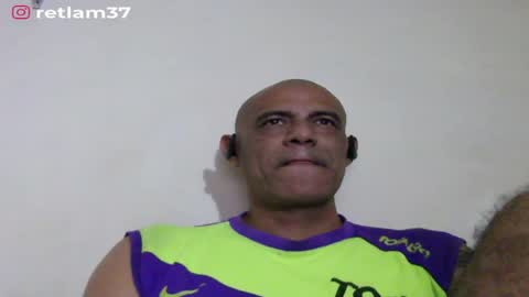 Snapshot of retlam37 chatting on July 17, 2026, 5:03 am Walter online show from July 17, 2026, 5:03 am