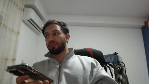 Chris online show from January 4, 2025, 4:33 am