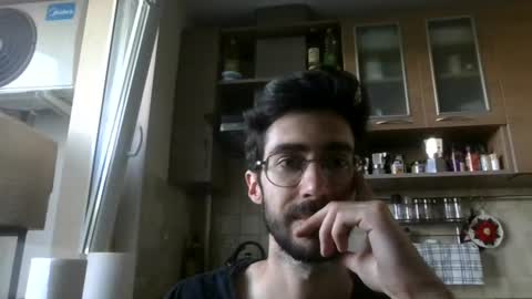 Snapshot of revo3028 chatting on July 17, 2026, 4:01 pm revo3028 online show from July 17, 2026, 4:01 pm