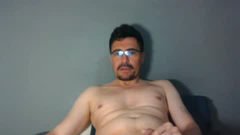 Snapshot of rewing1908 chatting on June 22, 2026, 12:35 am rewing1908 online show from June 22, 2026, 12:35 am