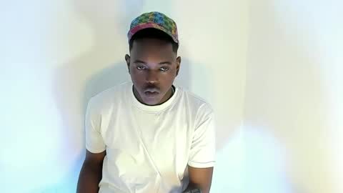 rey_bbc online show from June 22, 2026, 4:26 pm