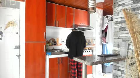 reymasterhot online show from October 19, 2025, 1:45 pm