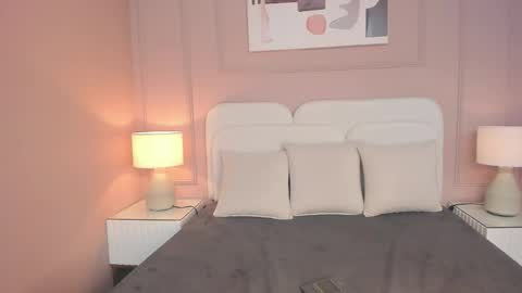 Reze  online show from March 10, 2026, 12:10 pm