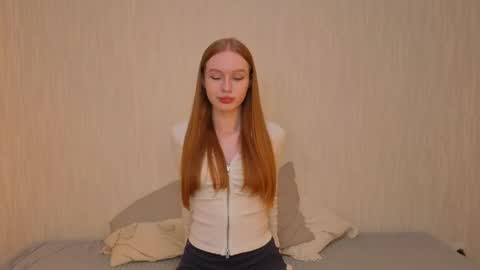 Snapshot of rezurs chatting on May 31, 2026, 7:04 pm nice to meet you 3 I am Milena online show from May 31, 2026, 7:04 pm