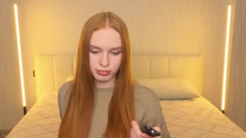 Snapshot of rezurs chatting on June 2, 2026, 8:11 pm nice to meet you 3 I am Milena online show from June 2, 2026, 8:11 pm