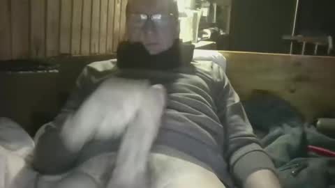 Snapshot of rezznova chatting on January 9, 2026, 8:54 pm Joe online show from January 9, 2026, 8:54 pm