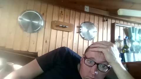 Snapshot of rezznova chatting on April 9, 2026, 11:59 am Joe online show from April 9, 2026, 11:59 am