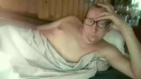 Snapshot of rezznova chatting on April 11, 2026, 9:35 am Joe online show from April 11, 2026, 9:35 am