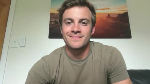 Snapshot of rguy114 chatting on June 5, 2026, 8:47 pm Ryan online show from June 5, 2026, 8:47 pm