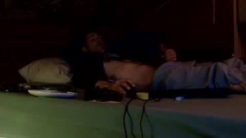 Snapshot of rhumgom40 chatting on December 8, 2024, 5:22 pm rhumgom40 online show from December 8, 2024, 5:22 pm