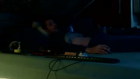 Snapshot of rhumgom40 chatting on December 11, 2024, 2:22 pm rhumgom40 online show from December 11, 2024, 2:22 pm