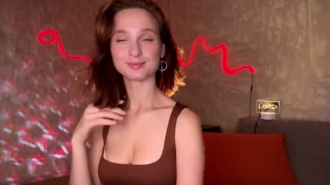 Snapshot of riana_razz chatting on June 26, 2026, 8:19 am riana_razz online show from June 26, 2026, 8:19 am