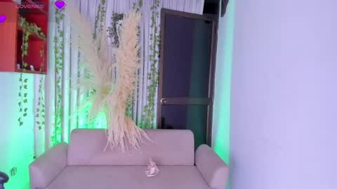 Snapshot of rianamanson chatting on March 22, 2026, 4:38 am Riana online show from March 22, 2026, 4:38 am