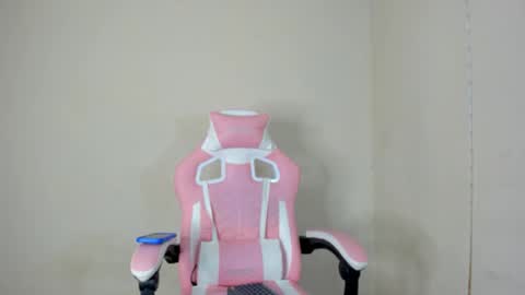 Rich4rd27  online show from September 30, 2025, 5:34 am