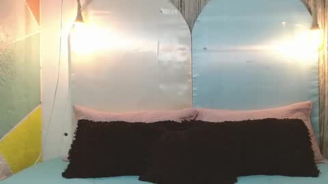 rich and kitty  online show from December 3, 2025, 8:07 pm