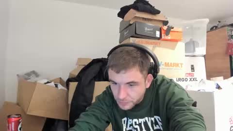 Snapshot of rich_richard937 chatting on November 9, 2025, 7:17 am rich_richard937 online show from November 9, 2025, 7:17 am