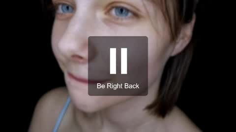 Luna online show from April 15, 2026, 7:58 pm