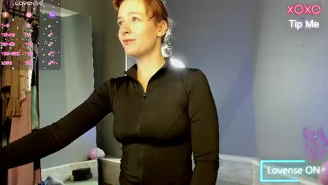 Snapshot of ricki_bloom chatting on June 20, 2026, 1:19 am Ricki online show from June 20, 2026, 1:19 am