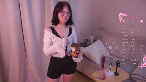 Linda online show from October 23, 2025, 8:07 pm