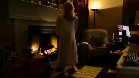 PINK HOLE TWINK online show from January 8, 2025, 8:27 am