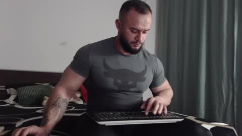 rickymiami1 online show from December 7, 2024, 3:52 pm