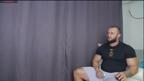 rickymiami1 online show from September 17, 2025, 5:58 pm