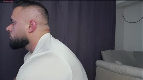 rickymiami1 online show from April 2, 2026, 6:38 pm