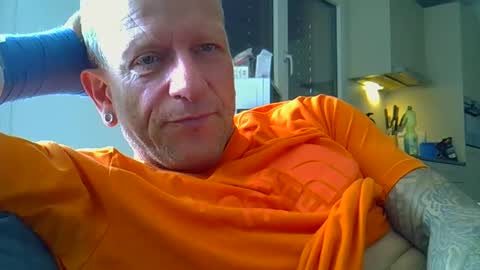 Snapshot of ricogumpi chatting on May 10, 2026, 10:42 am ricogumpi online show from May 10, 2026, 10:42 am