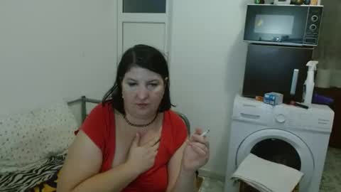 Snapshot of ridemerafsuzana chatting on January 1, 2025, 3:03 pm Ridemeraf online show from January 1, 2025, 3:03 pm