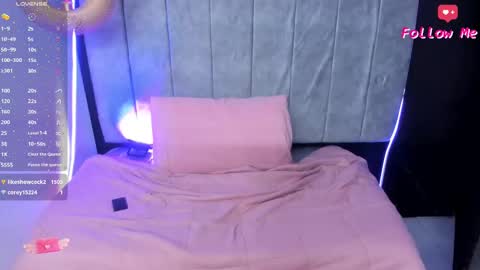 Rihanna  online show from March 12, 2025, 10:59 am