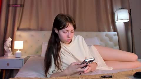 Snapshot of rihanna_walker chatting on October 18, 2025, 1:30 am rihanna_walker online show from October 18, 2025, 1:30 am