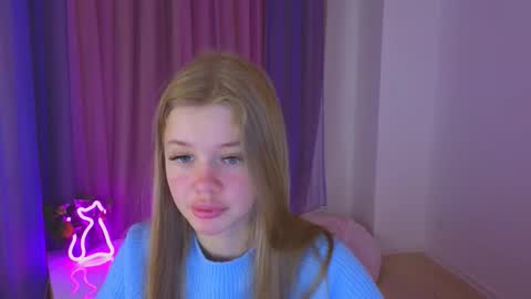 Rina online show from October 8, 2025, 8:50 pm