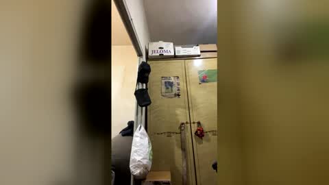 Snapshot of rikardo9996 chatting on April 7, 2026, 12:33 am rikardo9996 online show from April 7, 2026, 12:33 am