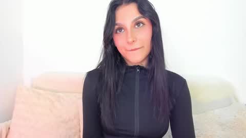 Snapshot of riley_tin chatting on March 3, 2025, 4:46 pm riley_tin online show from March 3, 2025, 4:46 pm