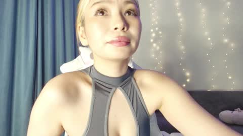 Snapshot of rileymee chatting on December 4, 2024, 9:29 am rileymee online show from December 4, 2024, 9:29 am