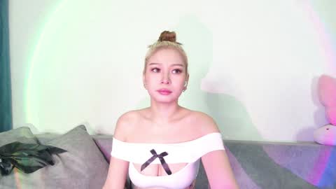 Snapshot of rileymee chatting on January 2, 2025, 3:15 am rileymee online show from January 2, 2025, 3:15 am