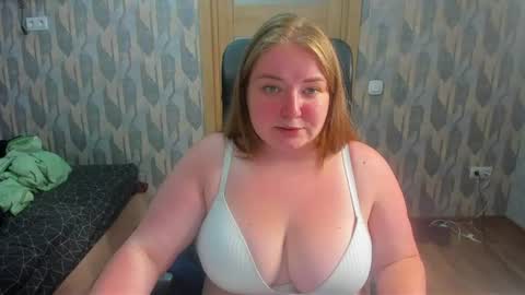 Snapshot of rina16 chatting on July 9, 2026, 7:29 pm rina16 online show from July 9, 2026, 7:29 pm