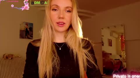 Snapshot of rina_asty chatting on June 5, 2026, 3:29 pm Rina Asty online show from June 5, 2026, 3:29 pm