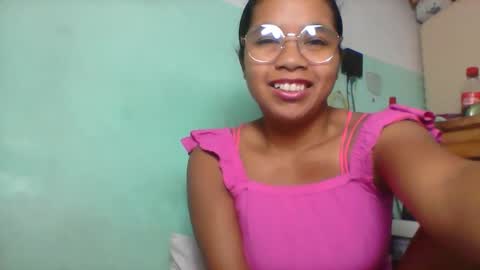 Snapshot of rinah856024 chatting on May 14, 2026, 7:15 am rinah856024 online show from May 14, 2026, 7:15 am